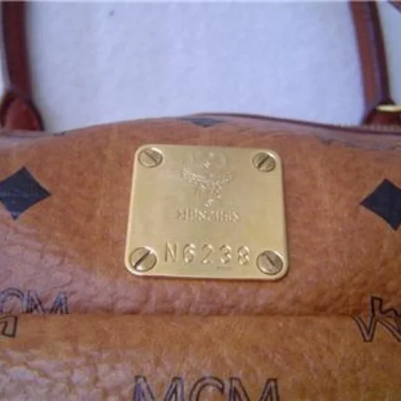 AUTHENTIC MCM COGNAC SIGNATURE LEATHER SMALL SATCHEL WITH KEYCHAIN EUC - Picture 12 of 16